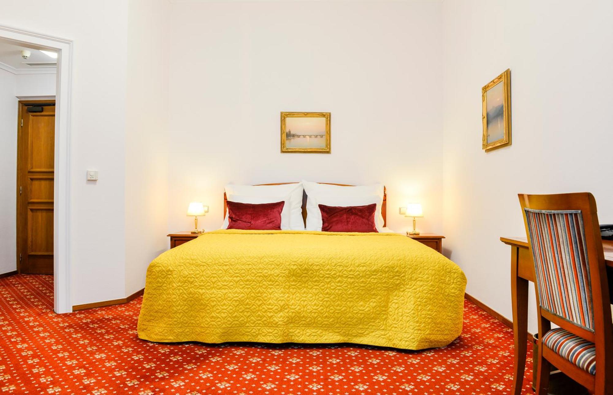 Boutique Seven Days 4* Praga